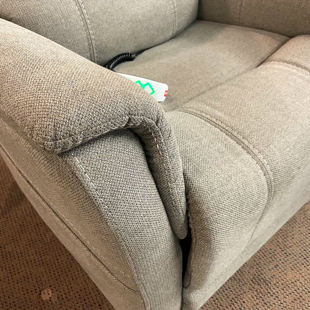 Steel Infinite Position Lift Chair