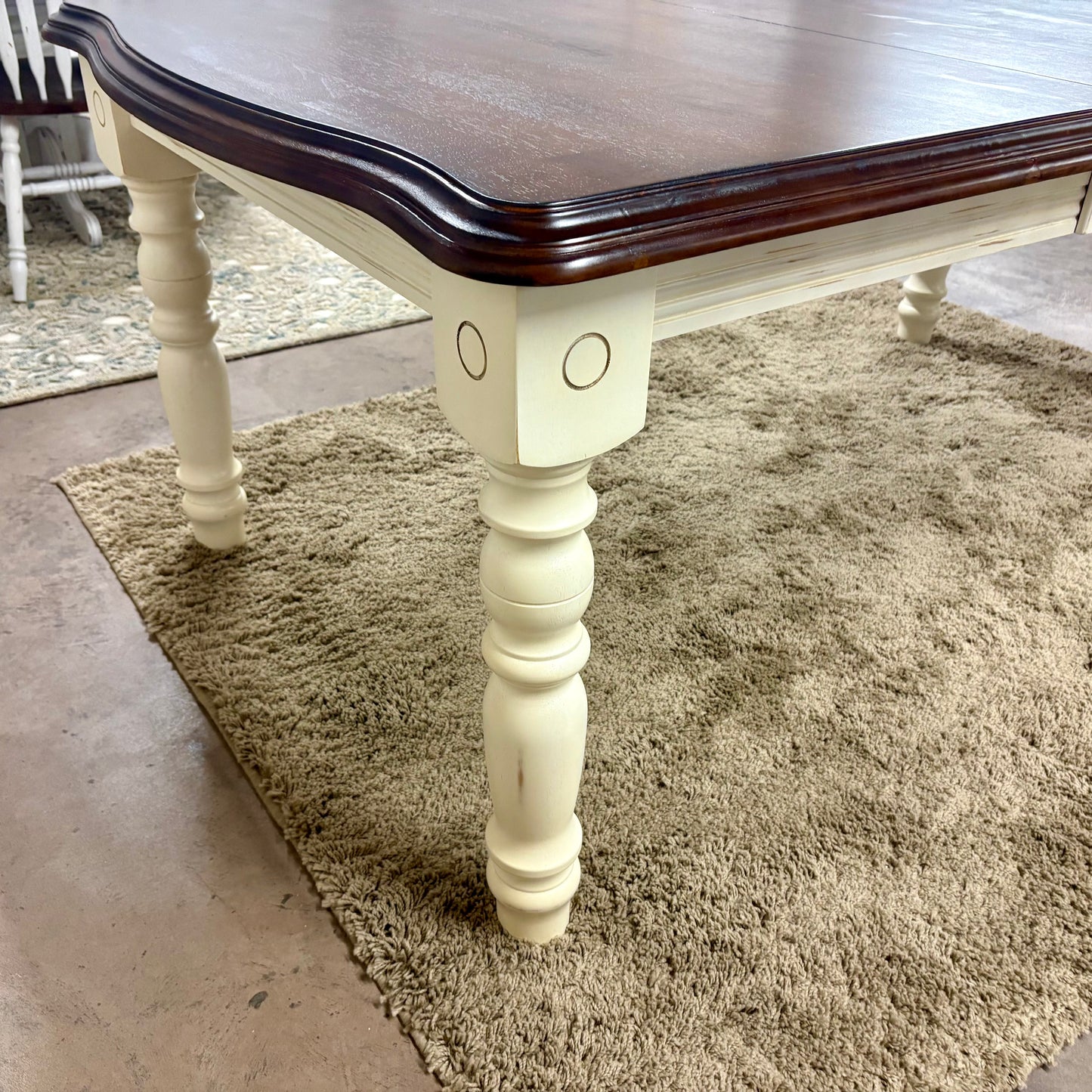 Windswept Table & 6 Chairs