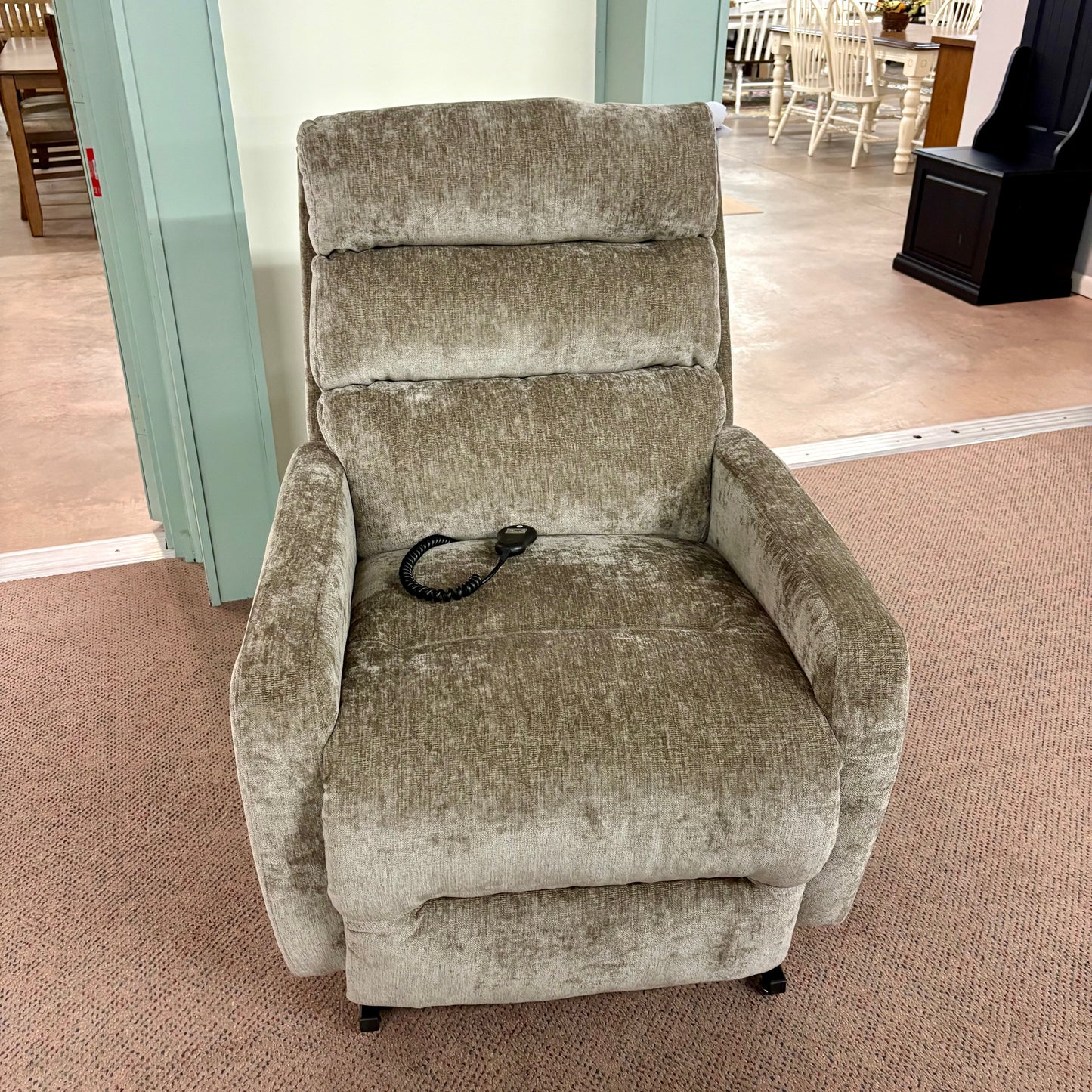 Kristisha Mineral Lift Recliner