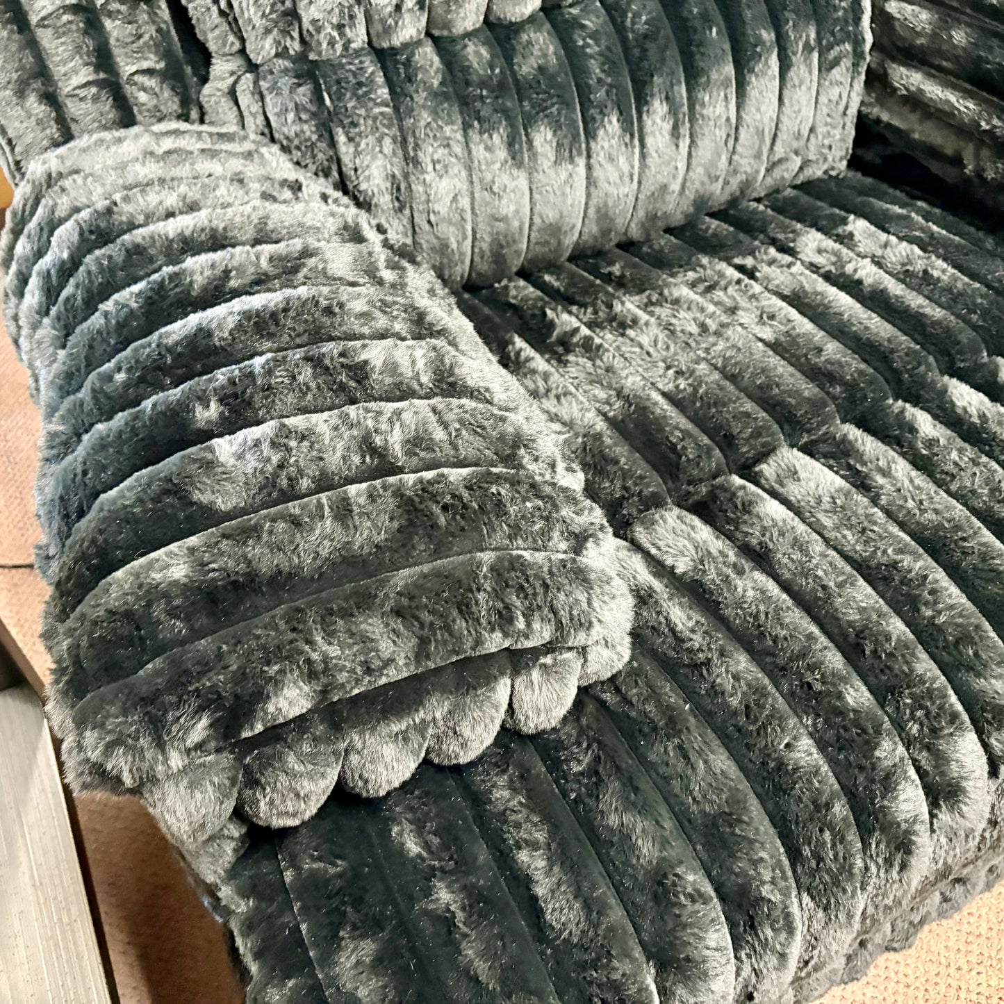 Technique Power Reclining Sofa