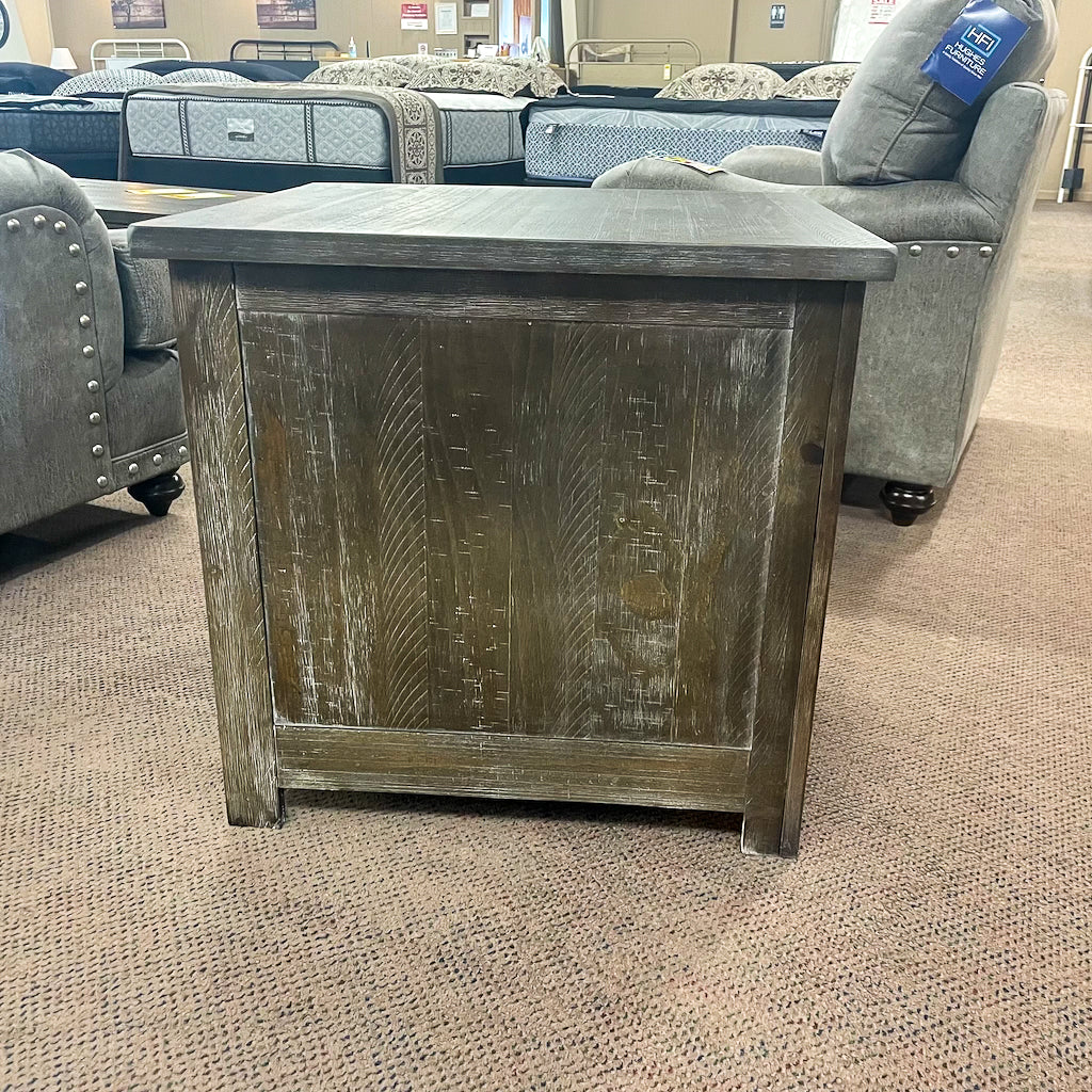 Danell Ridge End Table