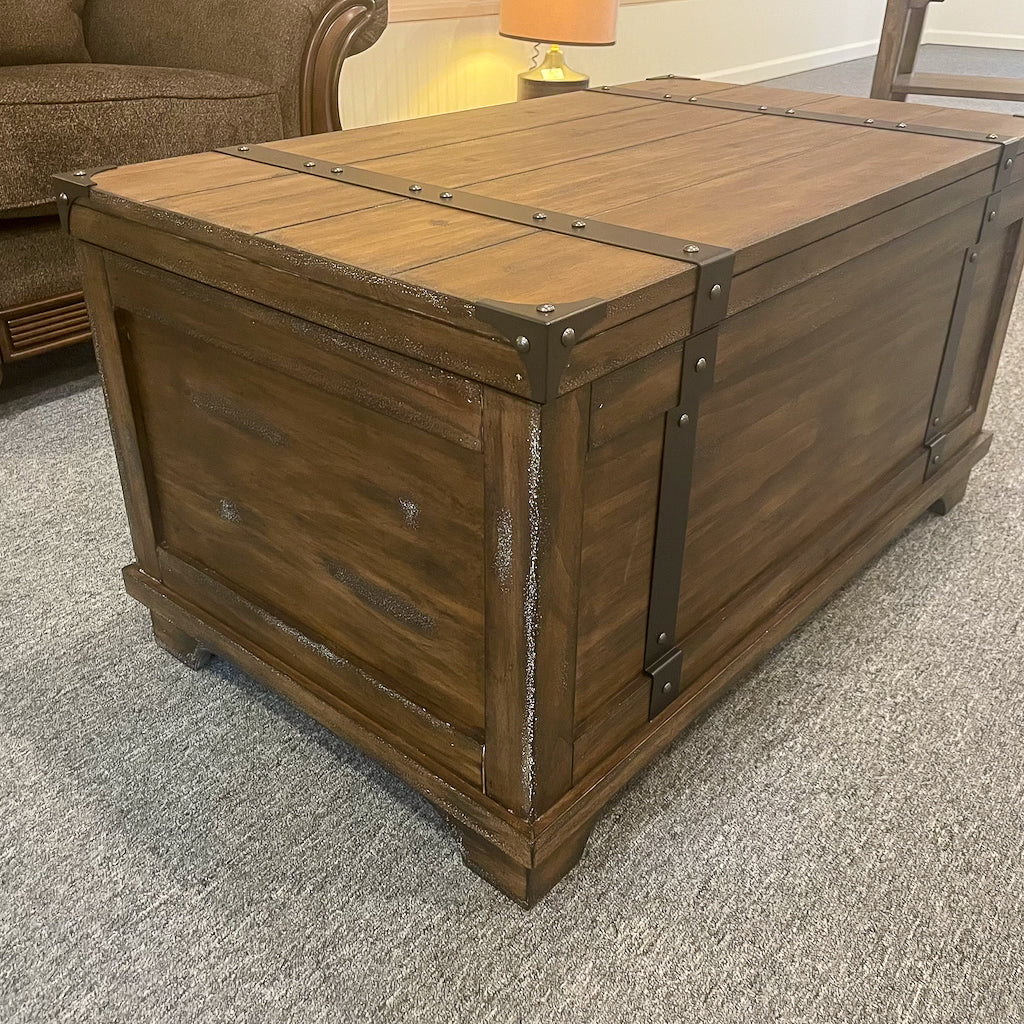 Aspen Skies Storage Trunk