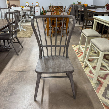 River Place Windsor Table & 6 Chairs