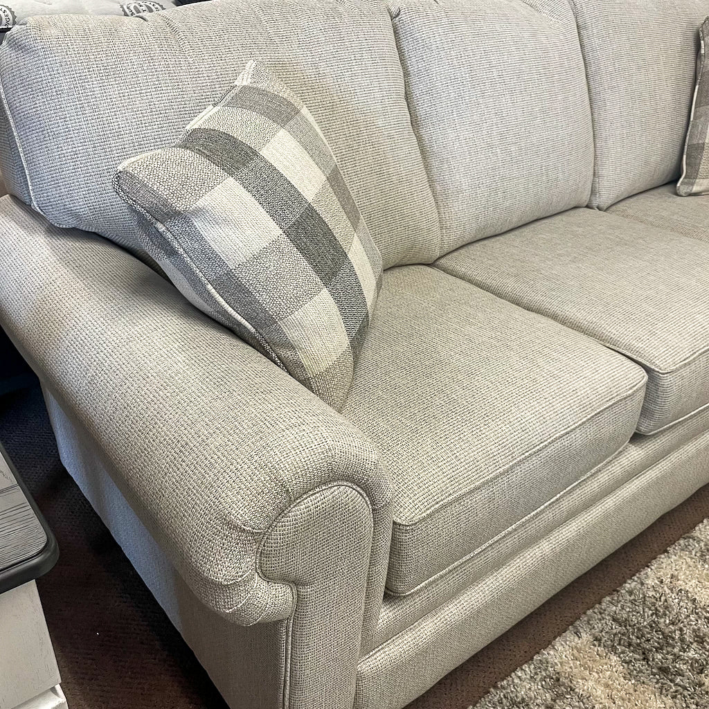 Brett Invitation Linen Sofa