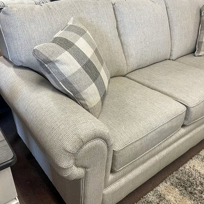 Brett Invitation Linen Chair