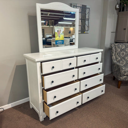 Cool Farmhouse Dresser & Mirror