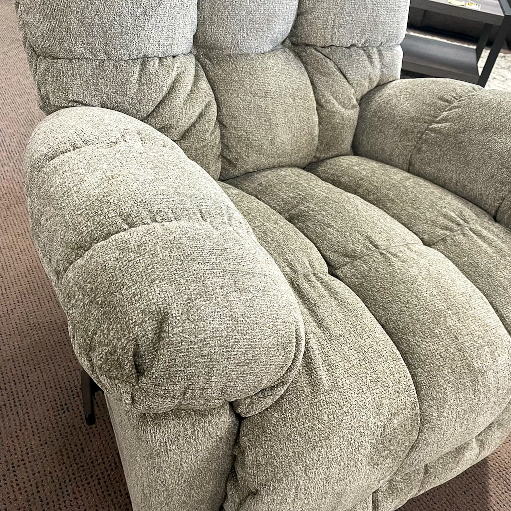 Everlasting Platinum Wallsaver Recliner