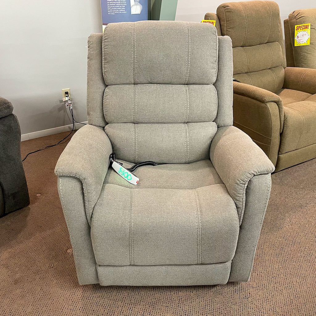 Steel Infinite Position Lift Chair