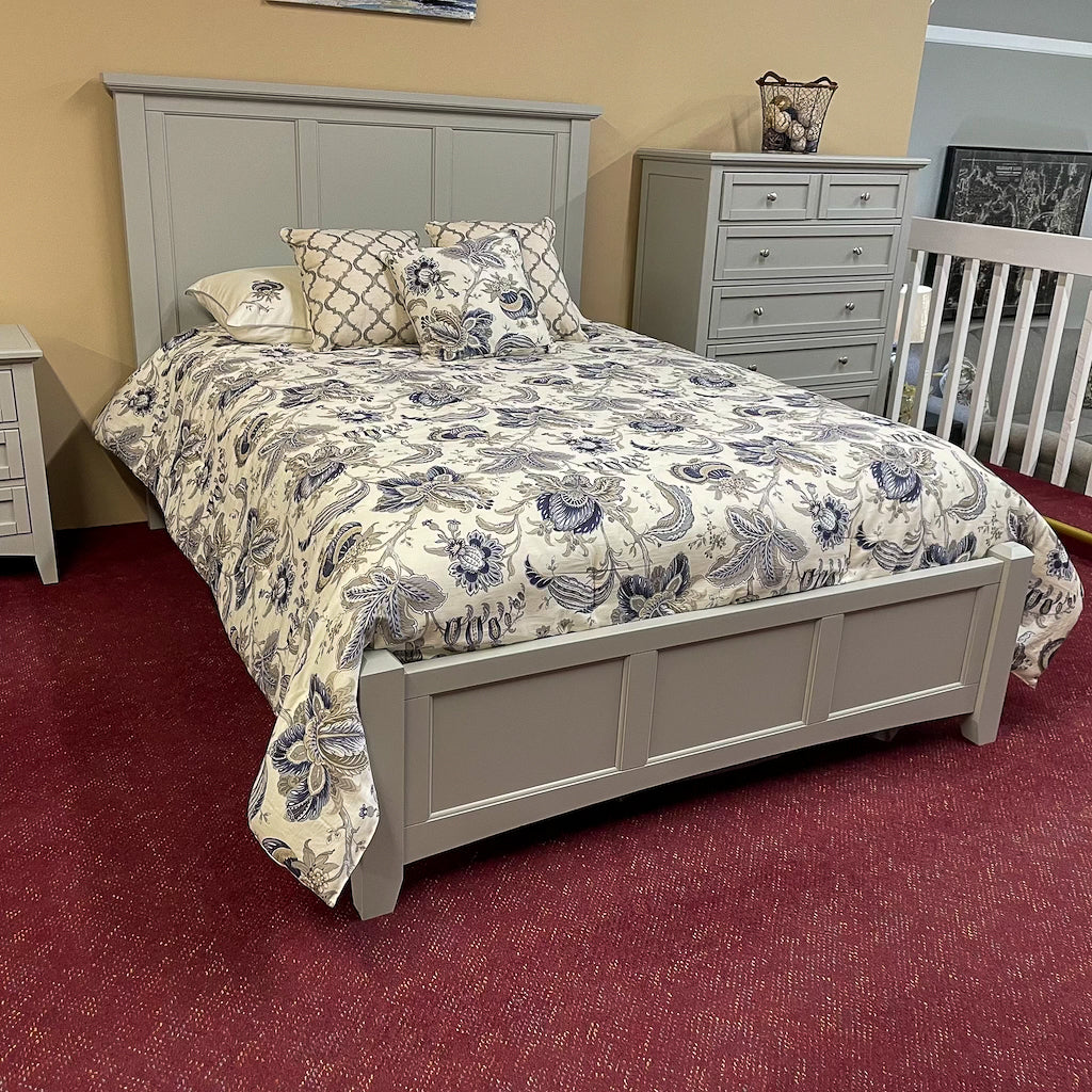 Moe Gray Mansion Bed
