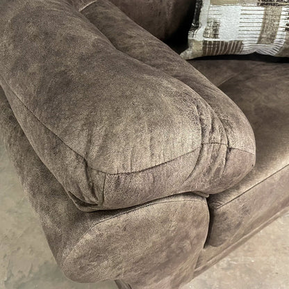 Wonderland Cola Chair