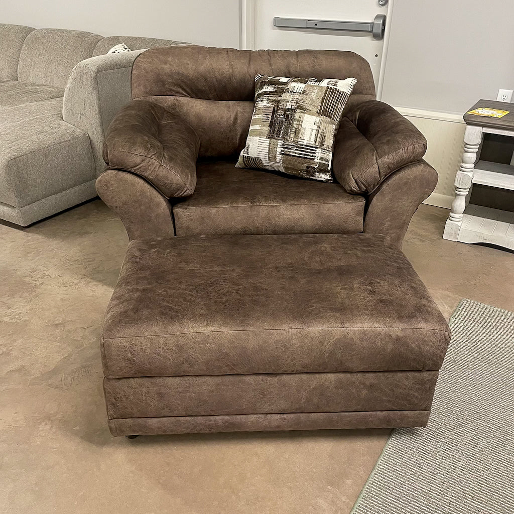 Wonderland Cola Chair