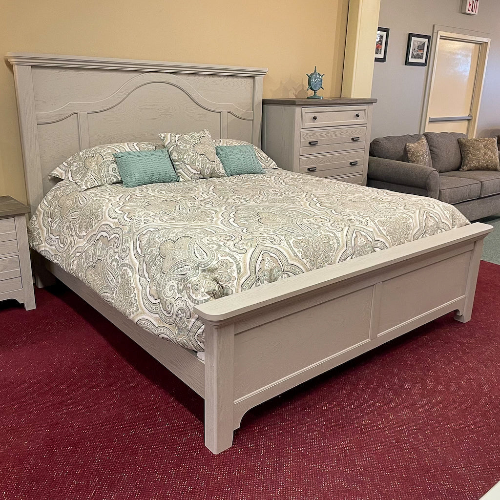 Bungalow King Mantel Bed