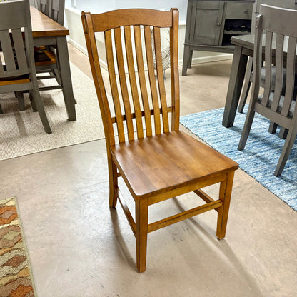 Wold Creek Dining Table & 6 Chairs