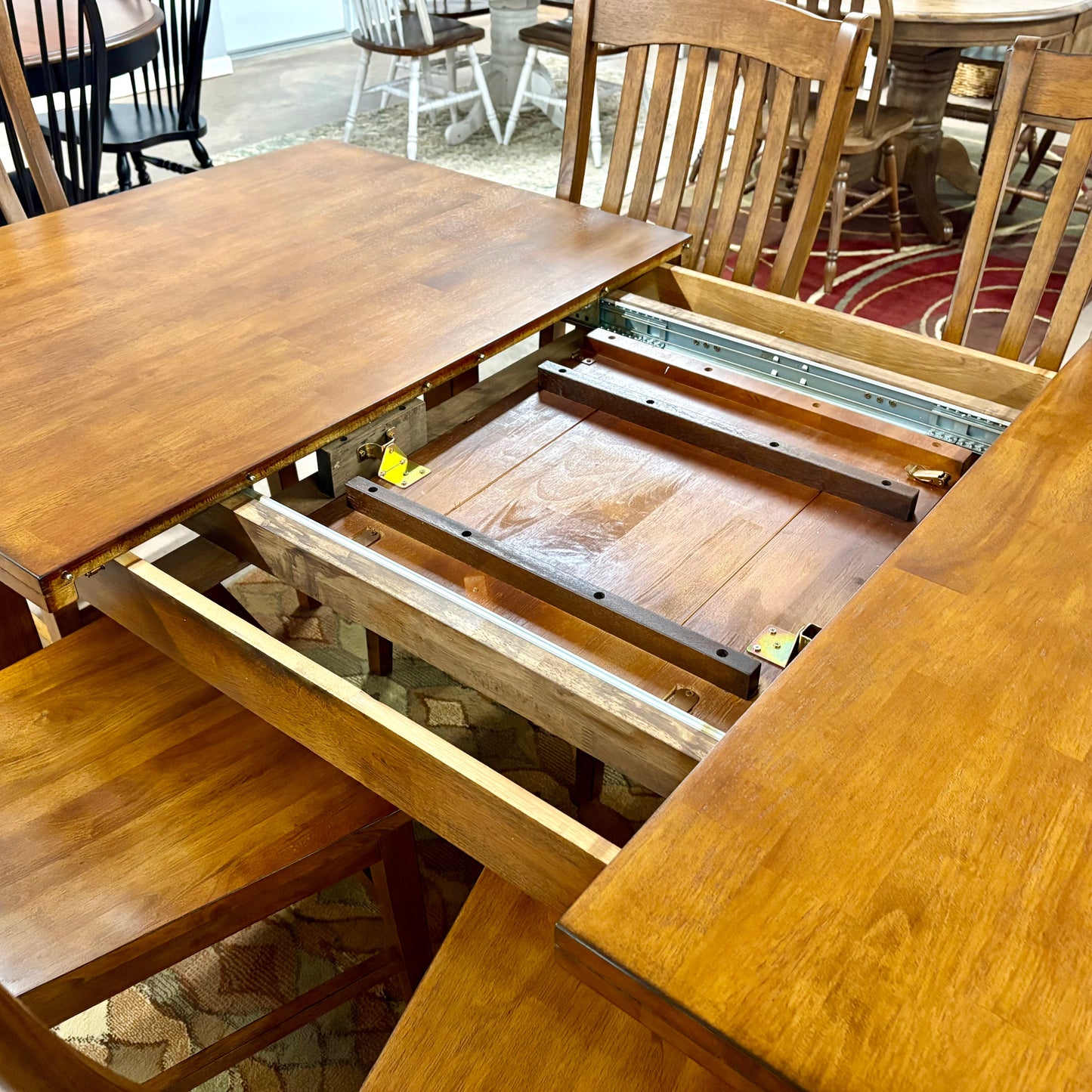 Wold Creek Dining Table & 6 Chairs