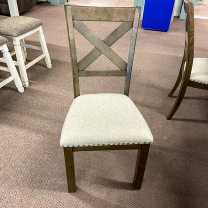 Moriville Dining Room Table & 6 Chairs