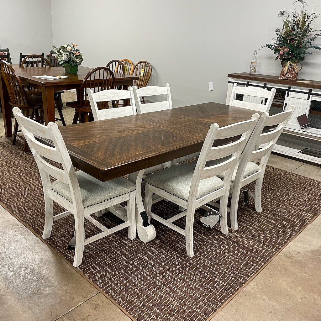 Valebeck Table & 6 Chairs