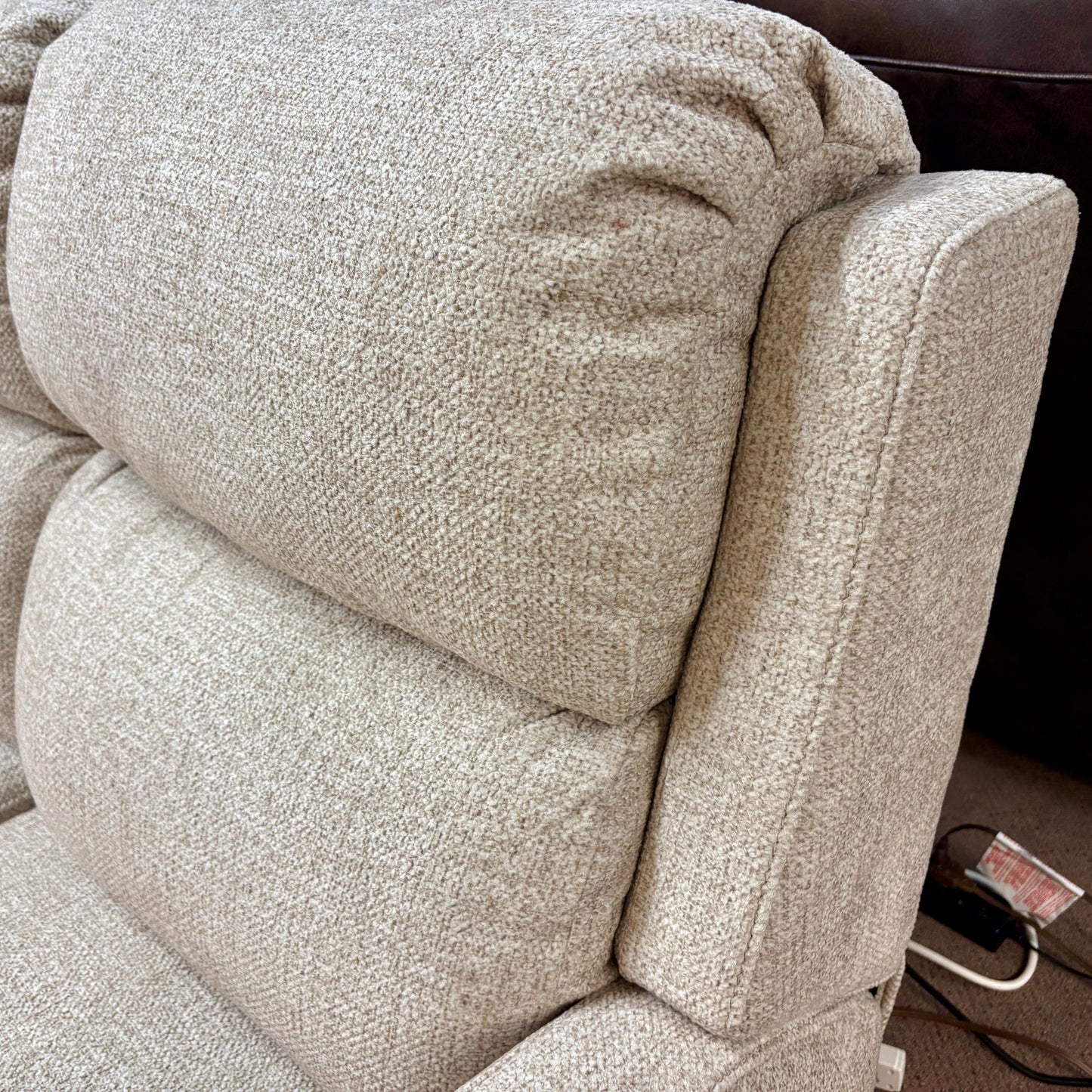England McLovin Oatmeal Power Reclining Sofa