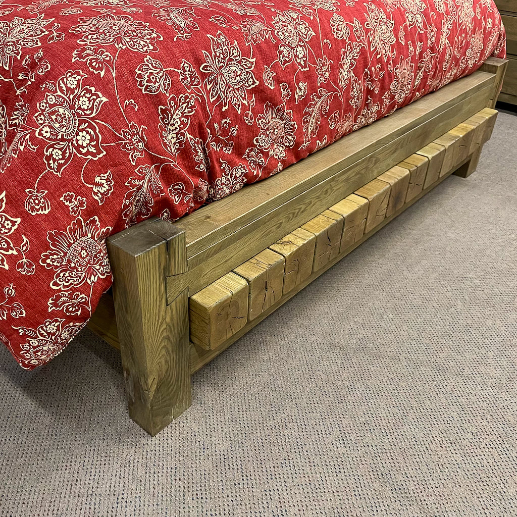 Dovetail Bed
