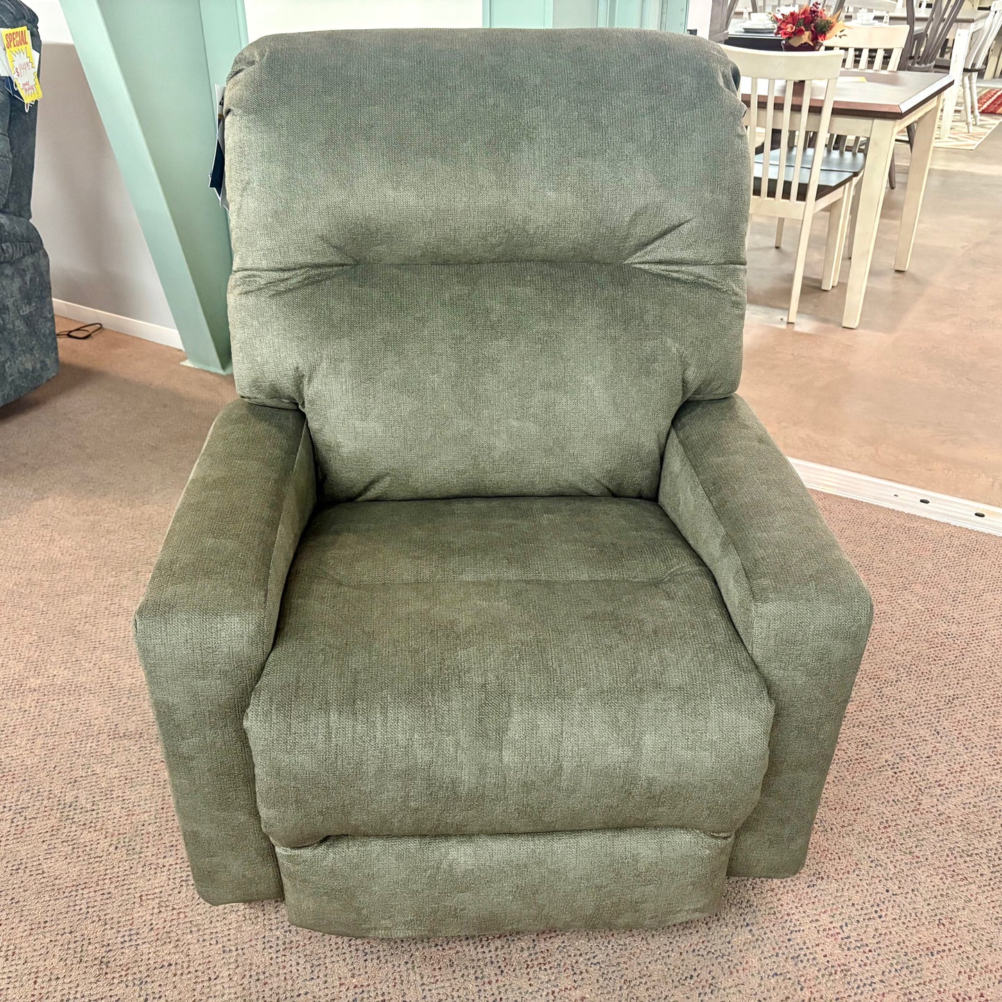 Kenley Basil Wallsaver Recliner