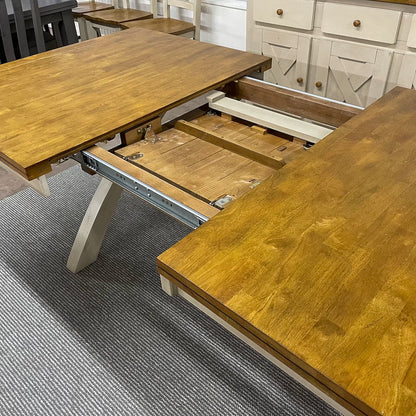 Quinton Pedestal Table & 6 Chairs