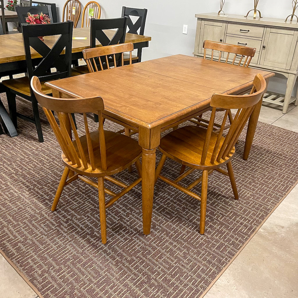 Creations Table & 4 Chairs