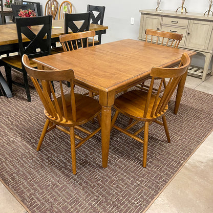 Creations Table & 4 Chairs