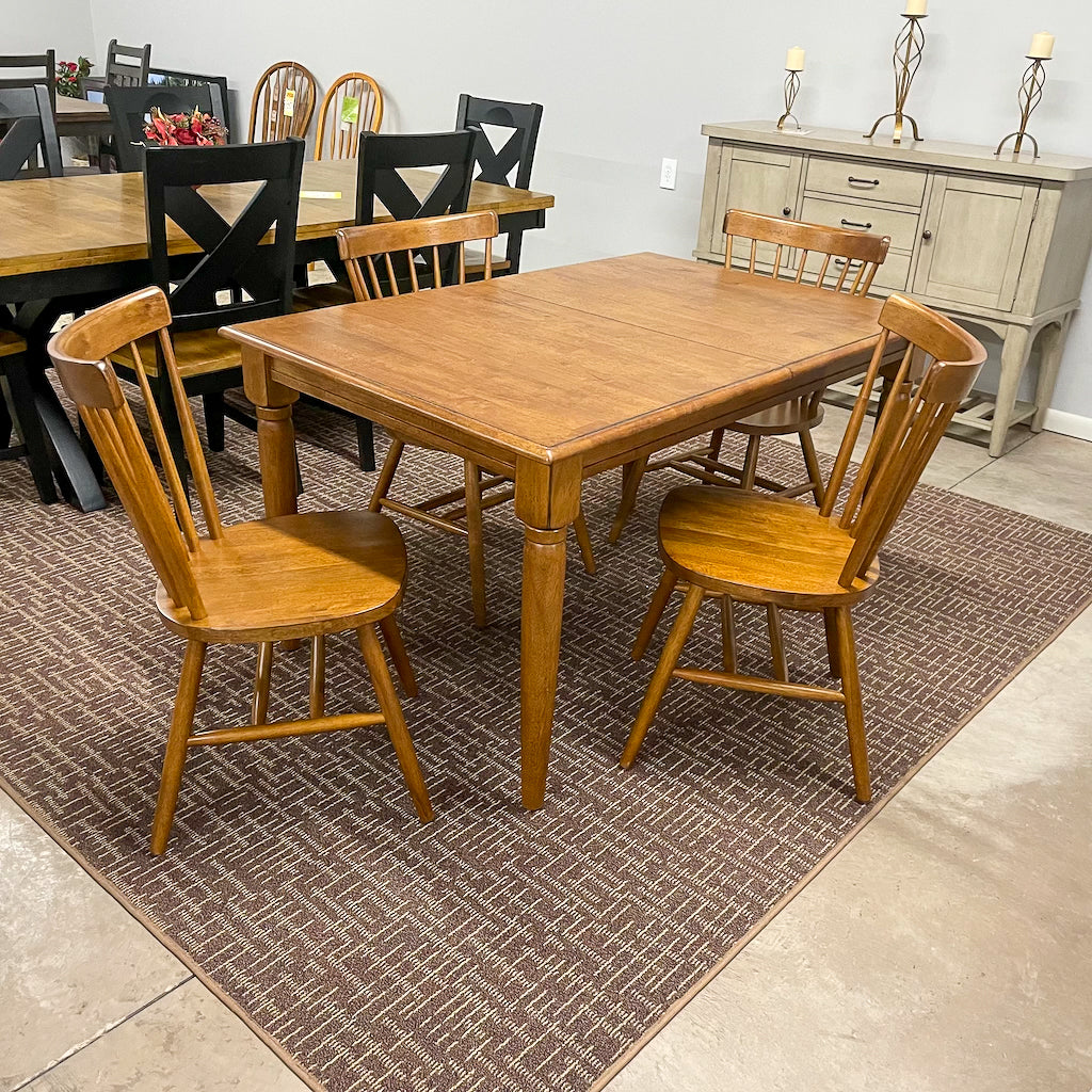 Creations Table & 4 Chairs