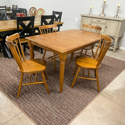 Creations Table & 4 Chairs