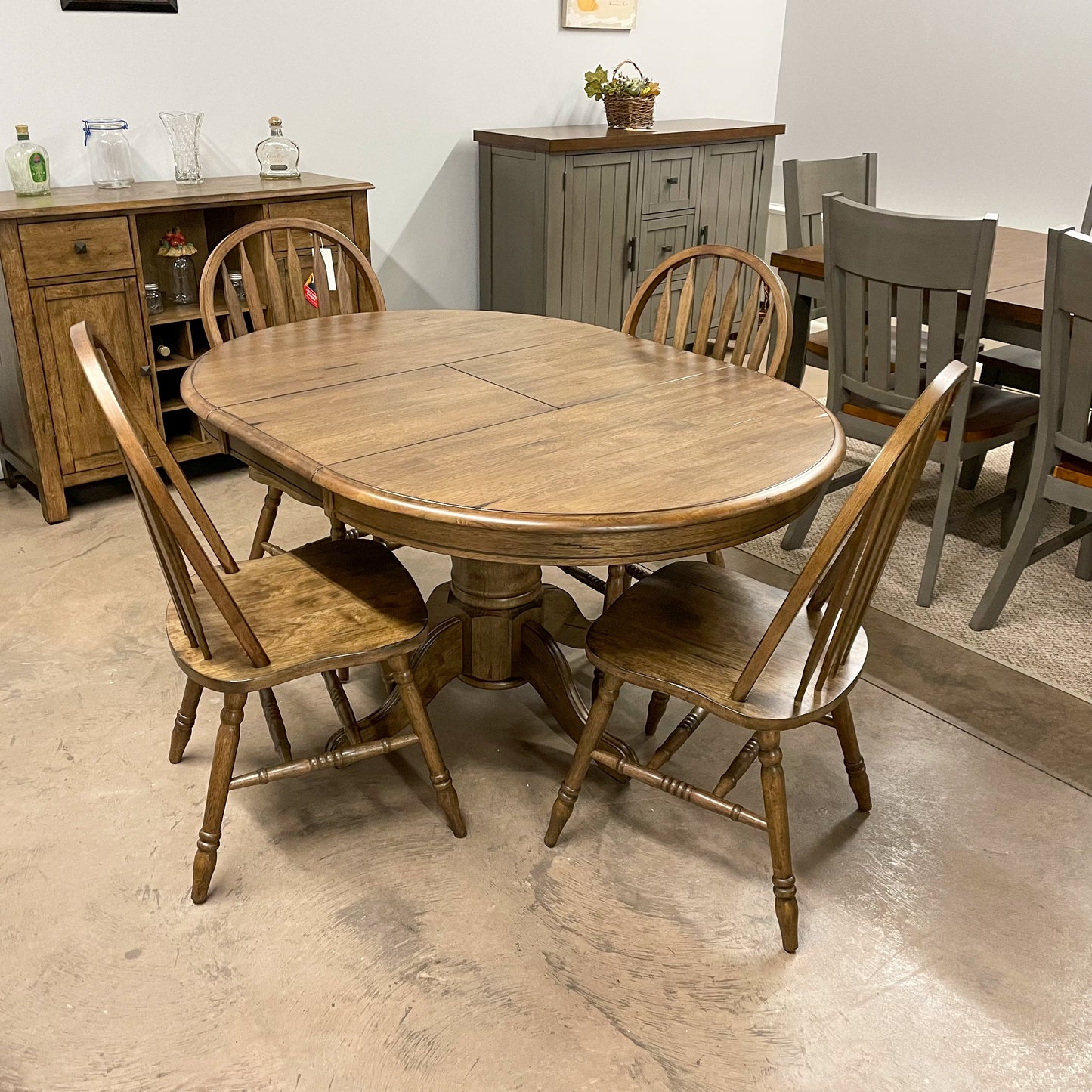 Rustic Chenille Table & 4 Chairs
