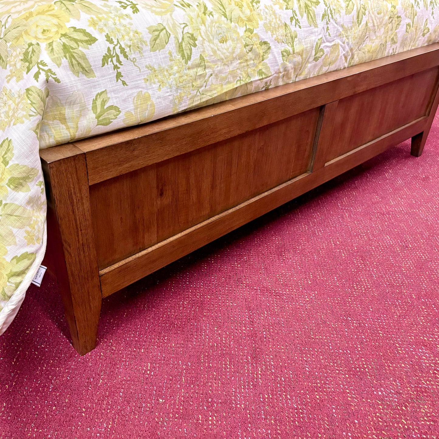 Shaker Queen Bed