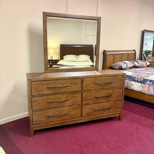 Shaker Dresser & Mirror