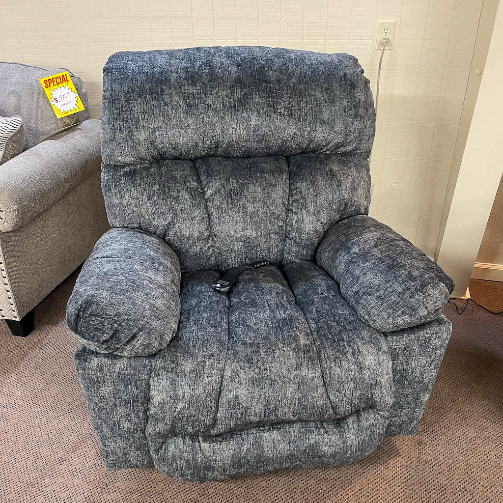 Retreat Dark Shadow Power Wallsaver Recliner