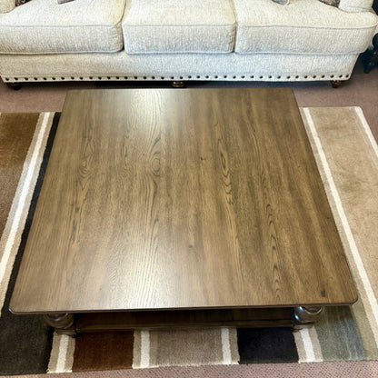 Veramond Cocktail Table