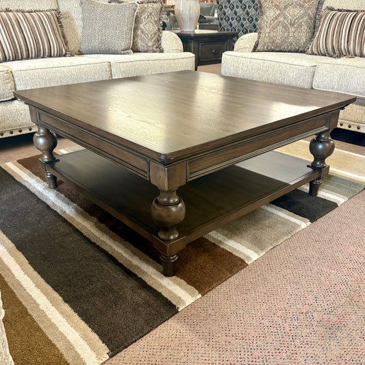 Veramond Cocktail Table