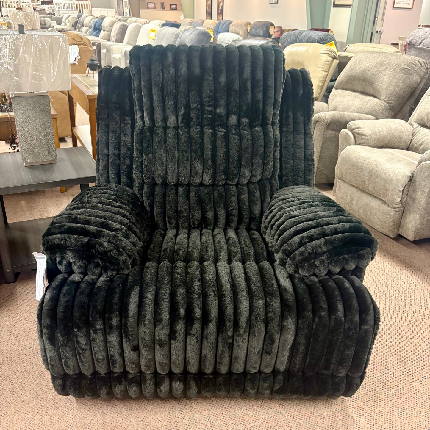 Technique Power Rocker Recliner