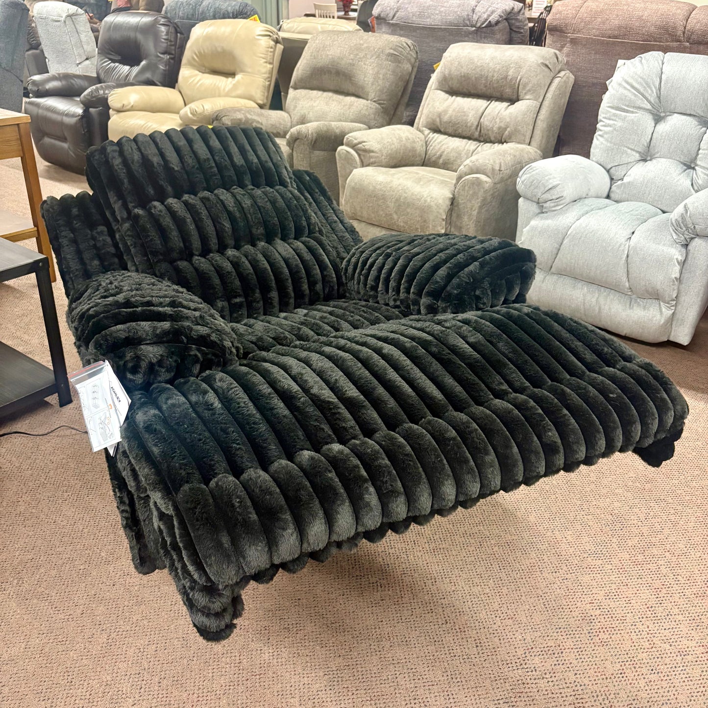 Technique Power Rocker Recliner