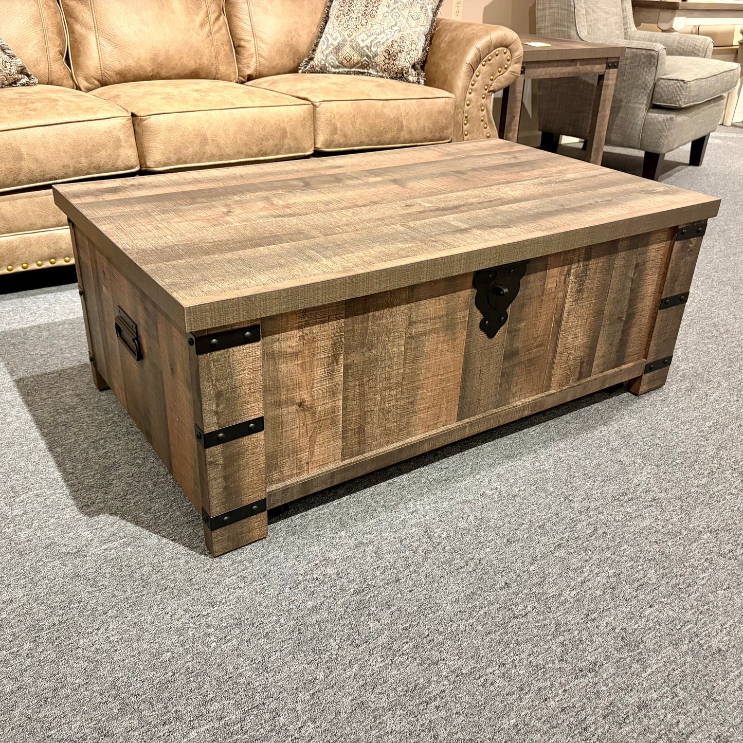 Hollum Lift-Top Coffee Table