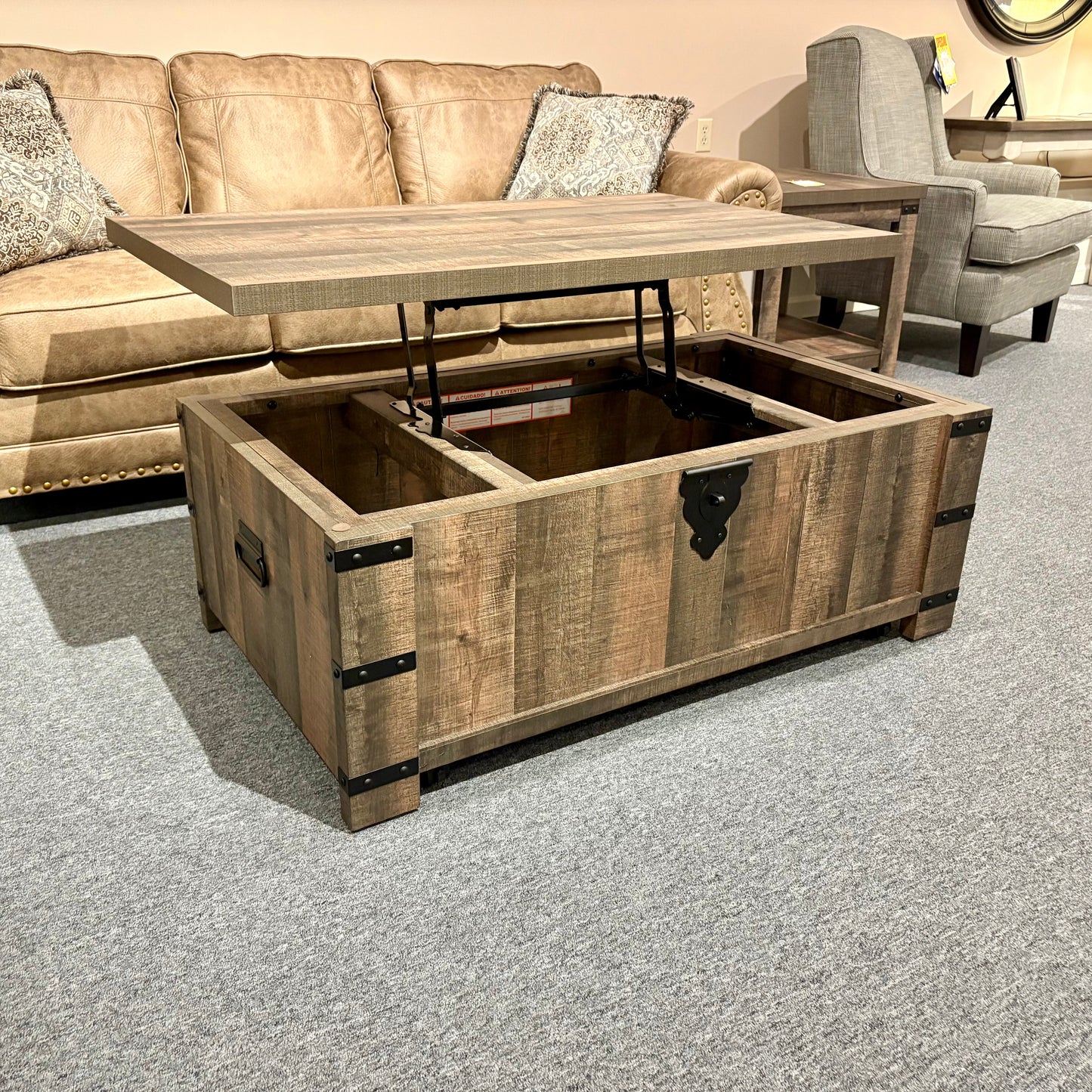 Hollum Lift-Top Coffee Table