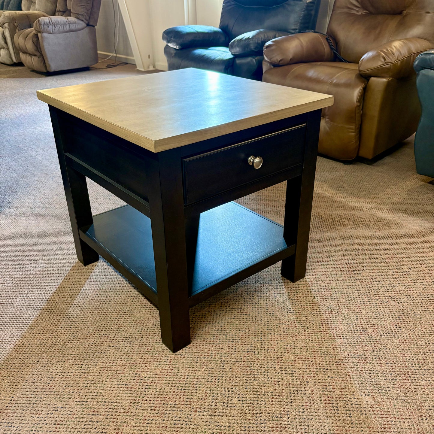 Drazmine End Table