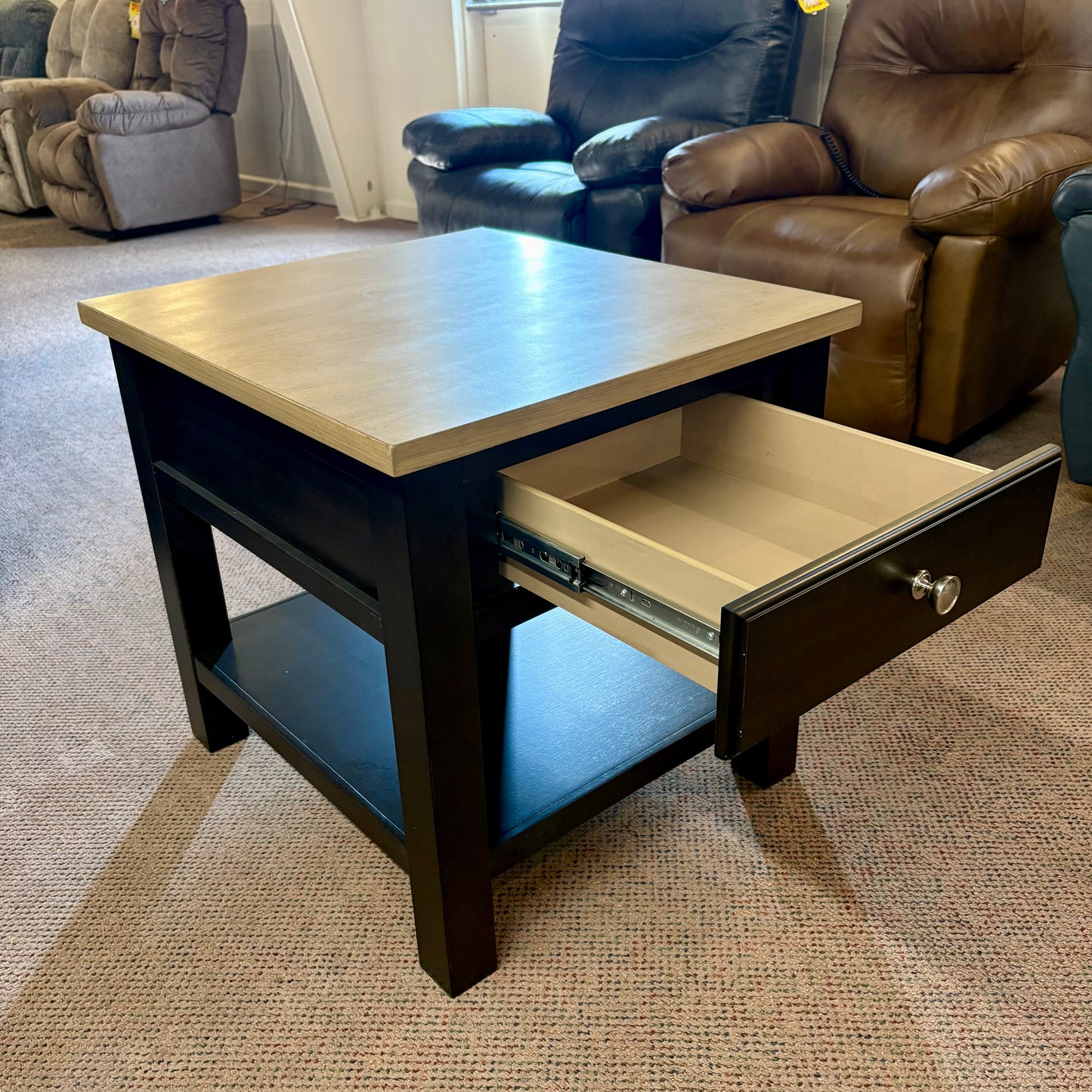 Drazmine End Table