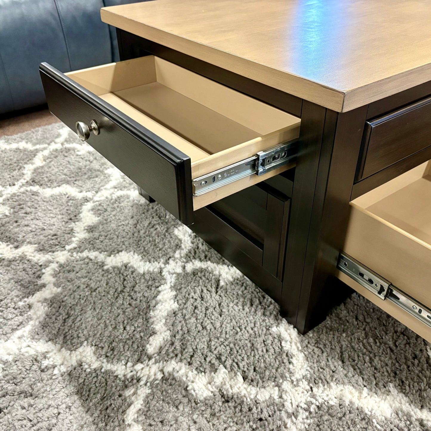 Drazmine Coffee Table with Lift Top