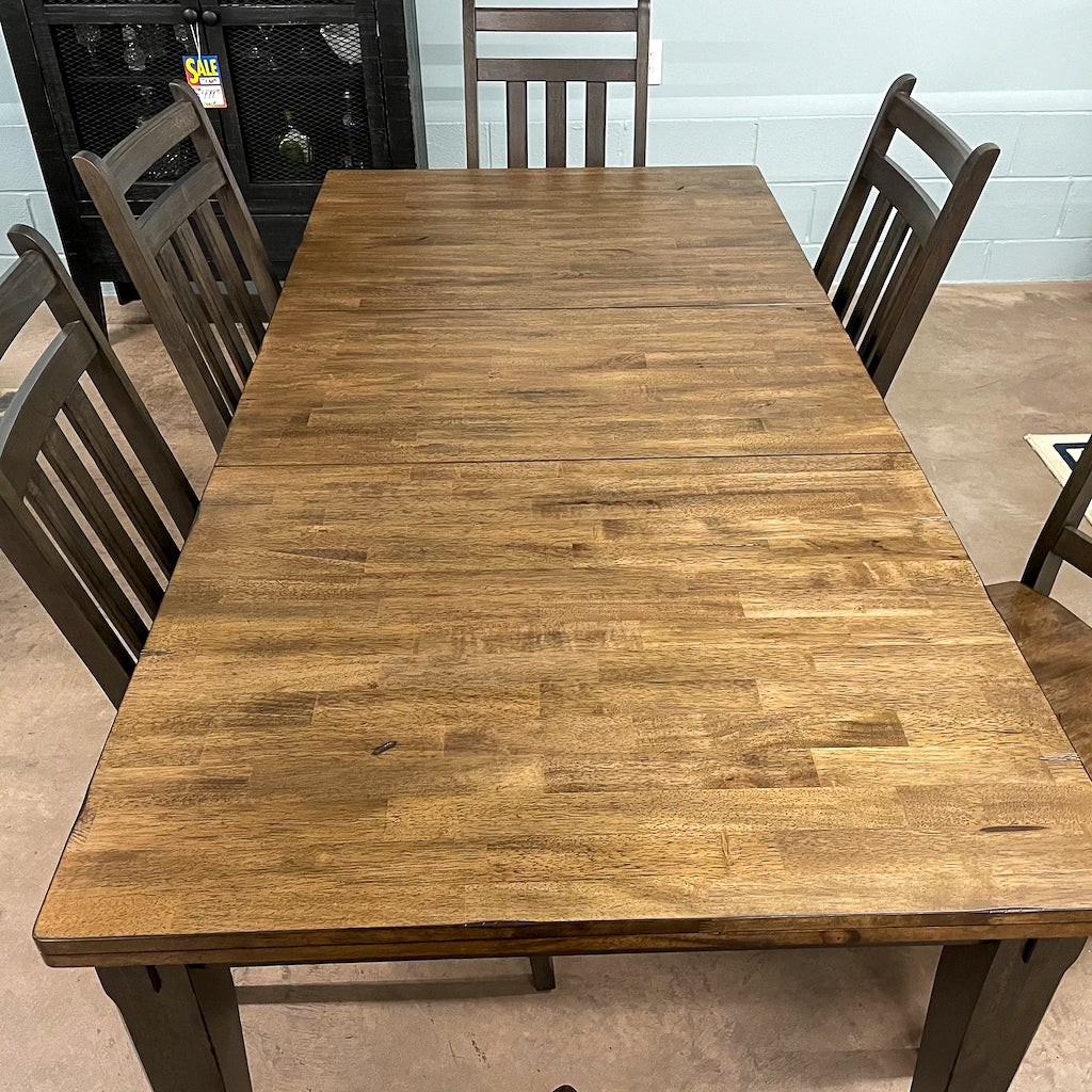 Shelton Table & 6 Chairs