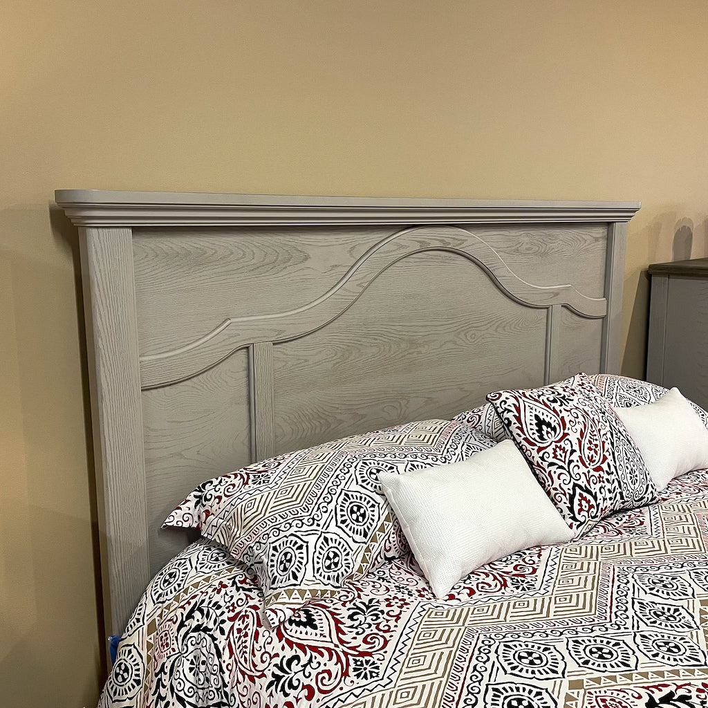 Bungalow King Mantel Bed