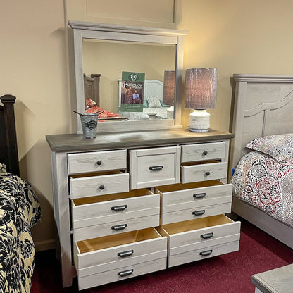 Bungalow Dresser & Mirror
