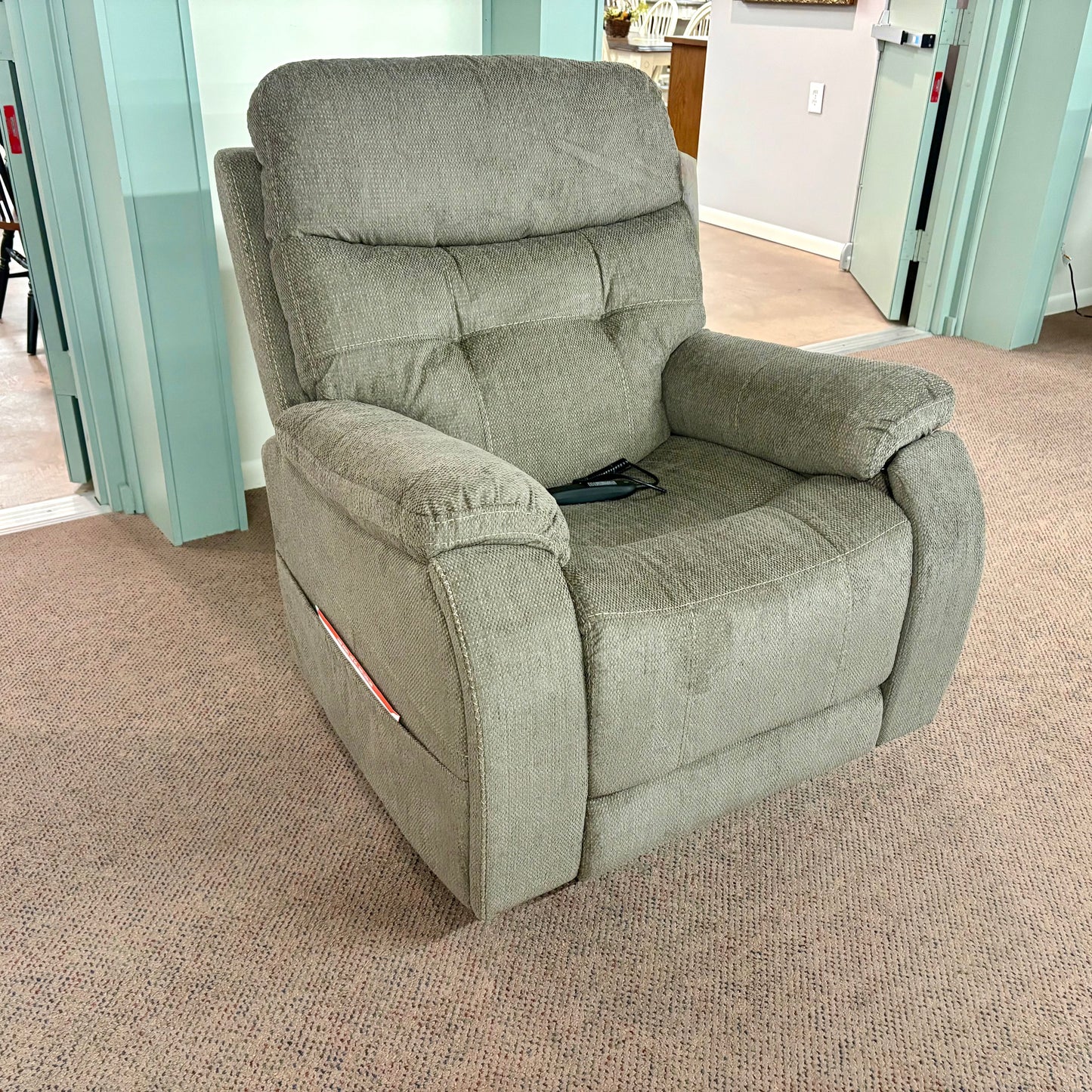 iNFI Elite Mink Lift Chair