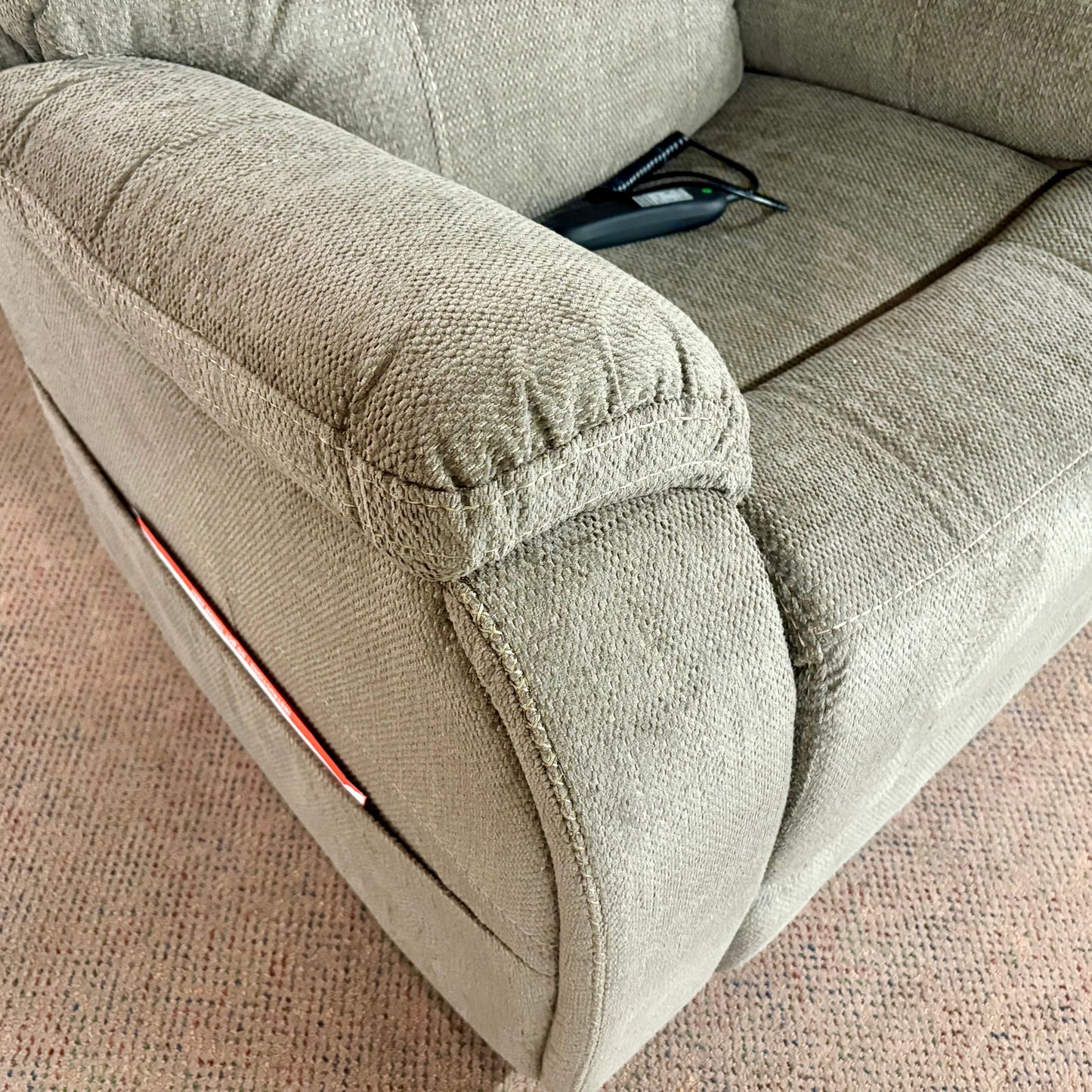 iNFI Elite Mink Lift Chair