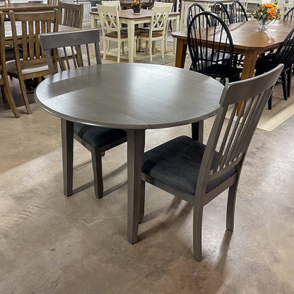 Shullden Table & 2 Chairs