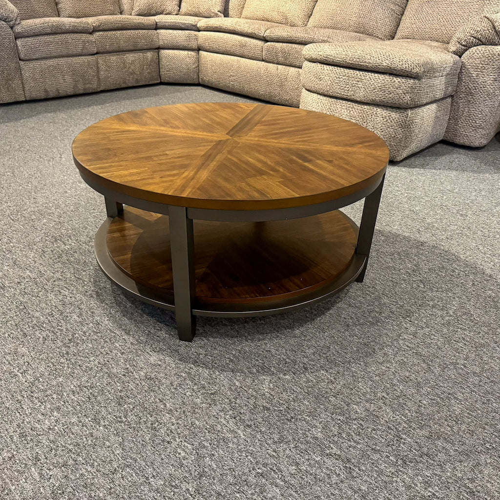 Roybeck Table (Set of 3)