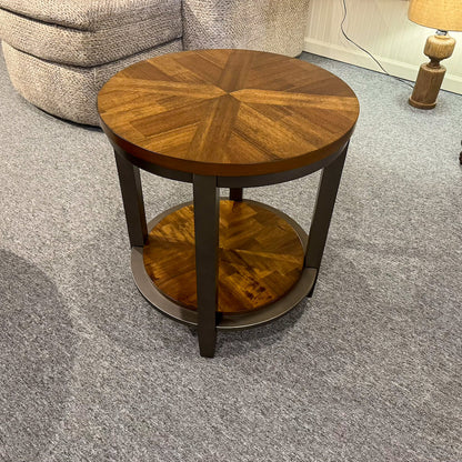 Roybeck Table (Set of 3)