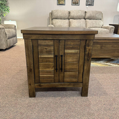 Moriville End Table